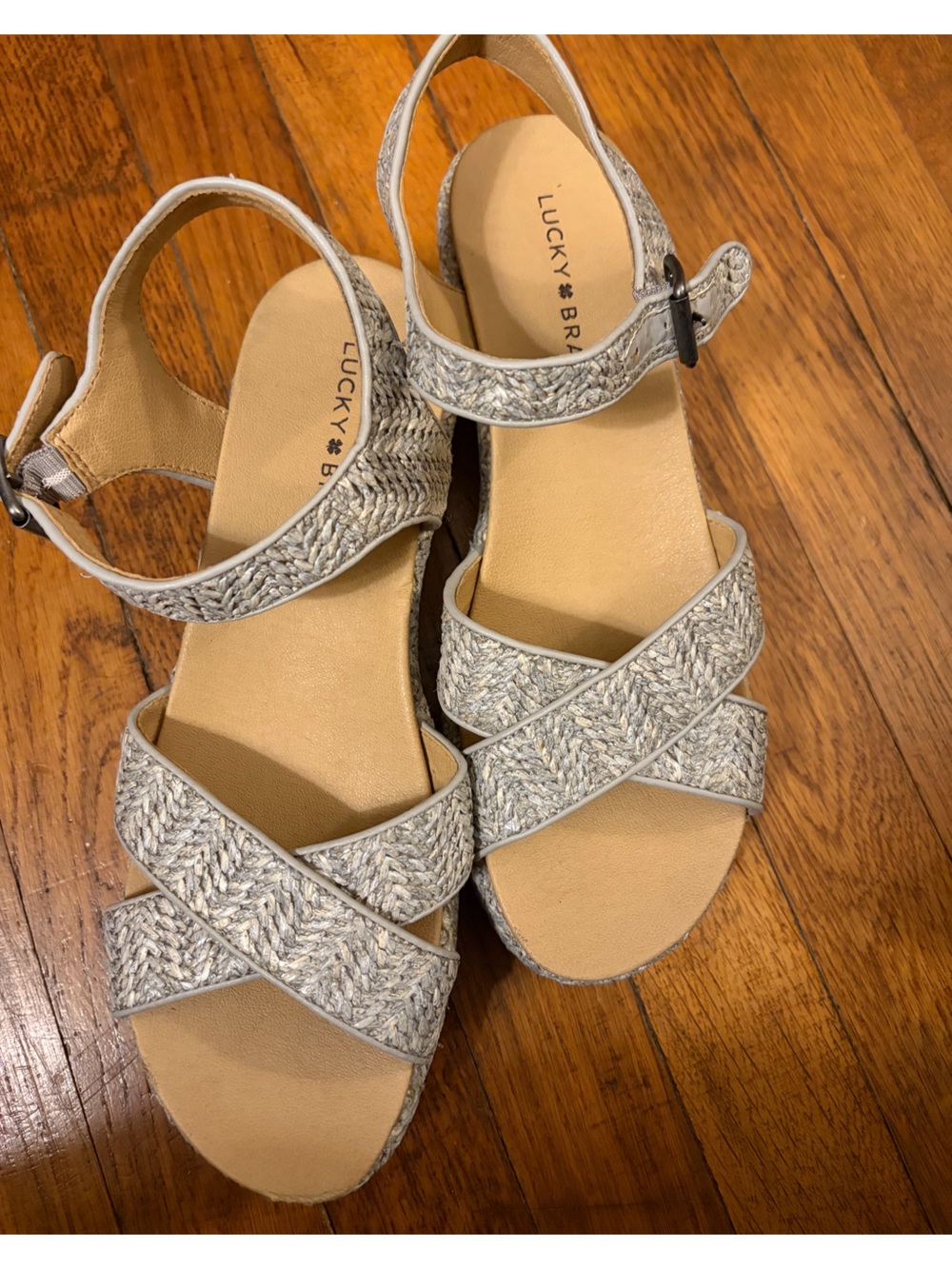 Lucky Brand Silverish Gray Textured Woven Ankle-Strap platform Sandals 8.5 cute!